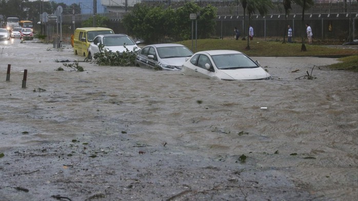 Càn quét Hồng Kông, Macau, bão Hato tràn vào Trung Quốc - Ảnh 1.