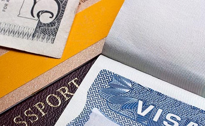 Mỹ tăng cường kiểm tra người xin thị thực - Ảnh 1.