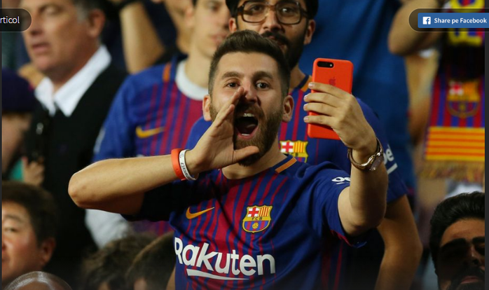 Bản sao Messi đến Nou Camp cổ vũ thần tượng - Ảnh 2.
