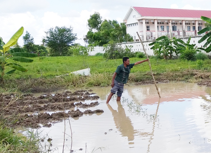 Mẹ đi làm thuê, 2 con ở nhà bị chết đuối - Ảnh 1.