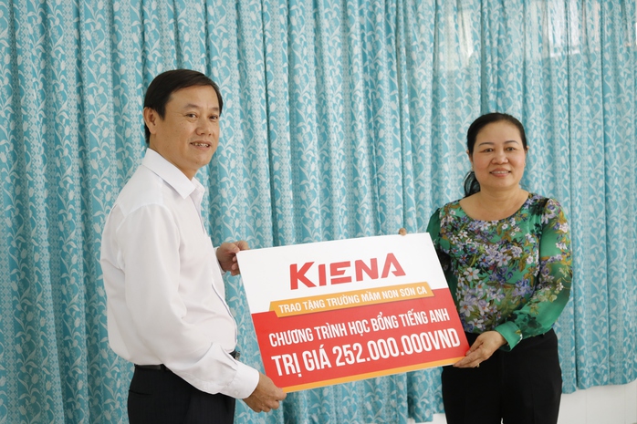 Kiến Á Group trao tài trợ cho cụm trường học tại Khu đô thị Cát Lái - Ảnh 2. Kiến Á Group trao tài trợ cho cụm trường học tại Khu đô thị Cát Lái - Ảnh 2.