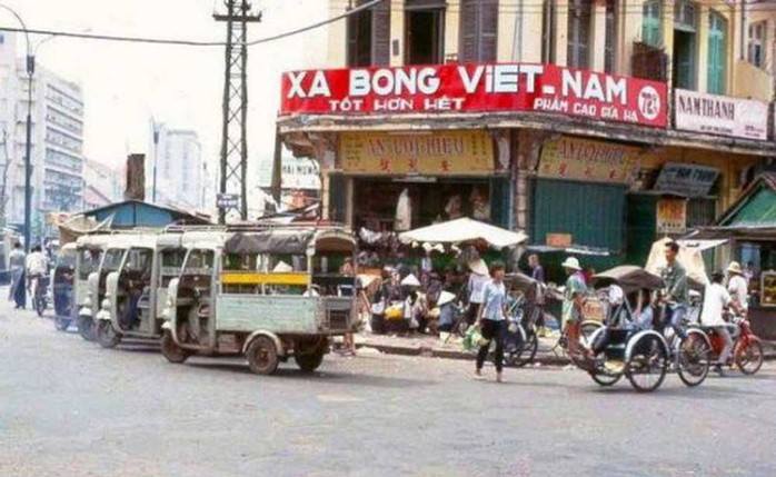 Chiêu độc giúp tỉ phú Sài Gòn đánh bật đối thủ - Ảnh 1. Chiêu độc giúp tỉ phú Sài Gòn đánh bật đối thủ - Ảnh 1.