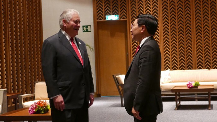 Phó Thủ tướng Phạm Bình Minh gặp Ngoại trưởng Mỹ, Trung Quốc tại Manila - Ảnh 1.