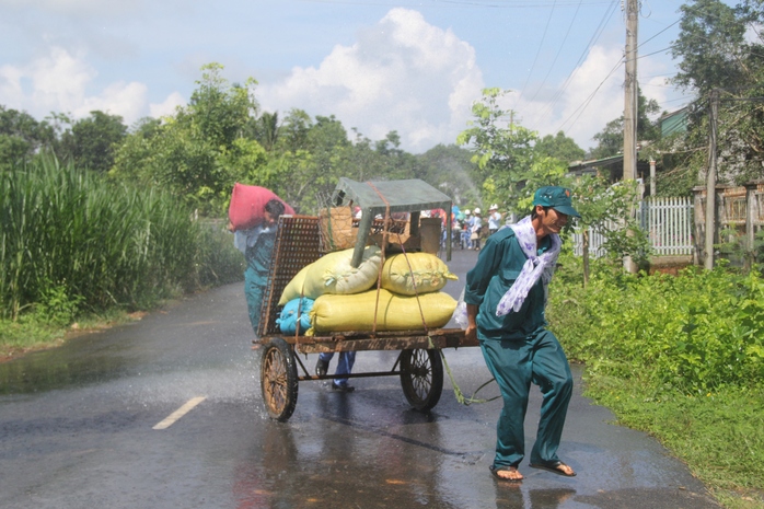 Diễn tập đối phó với thủy điện... xả lũ - Ảnh 2.