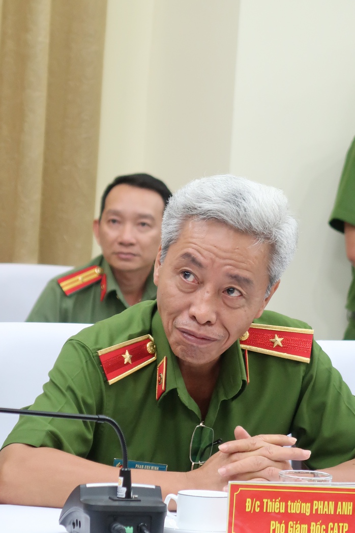Thiếu tướng Phan Anh Minh ngấn lệ kể về chiến sĩ chuyên án 516E - Ảnh 1.