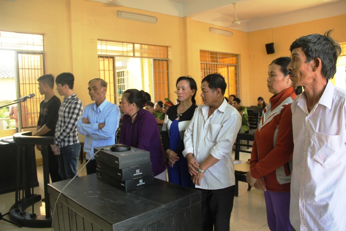 Nguyên công an viên lãnh 8 năm 3 tháng tù - Ảnh 2.