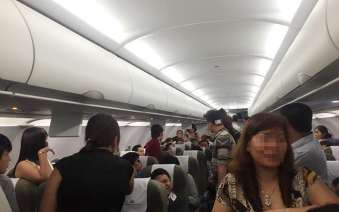 3 nữ hành khách bị quấy rối trên chuyến bay TP HCM-Hà Nội - Ảnh 1.