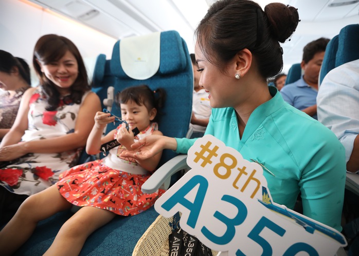 2,2 triệu lượt khách trải nghiệm siêu máy bay Airbus A350 của Vietnam Airlines - Ảnh 4.