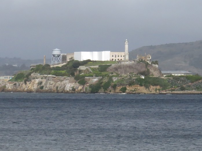 Đảo Alcatraz giờ đây đã không còn là Đảo Đá lạnh lẽo, ghê rợn. Đã có nhiều tour dẫn khách du lịch tham quan đảo.