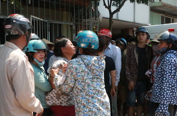 Cháy xưởng bánh kẹo ở Hà Nội, 8 người tử vong - Ảnh 8.