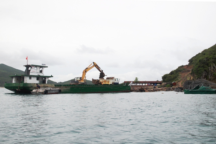 Cận cảnh hàng loạt dự án lấn biển xâu xé vịnh Nha Trang - Ảnh 12.