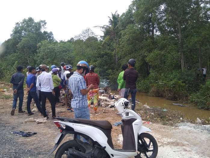 Phú Quốc: Phát hiện thi thể đang phân hủy ở suối - Ảnh 1.