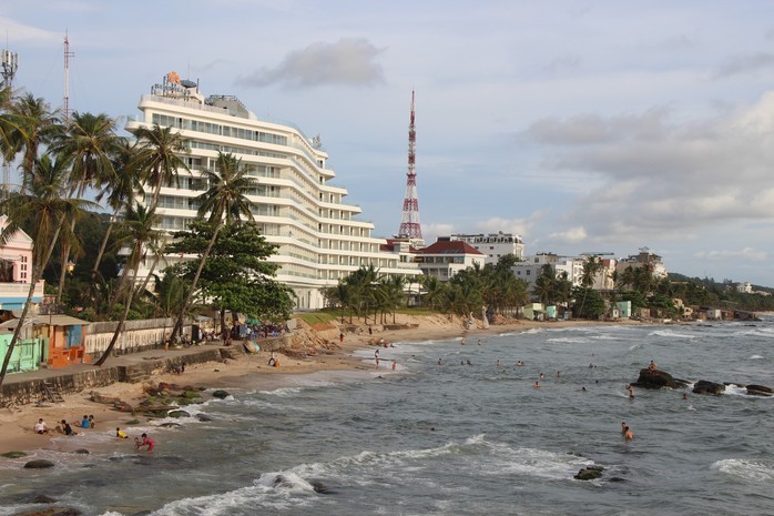 Khách sạn 5 sao ở Phú Quốc bị yêu cầu cắt bớt 2 tầng - Ảnh 1.