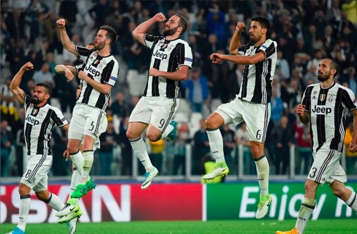 
Niềm vui của Juventus khi loại Barca
