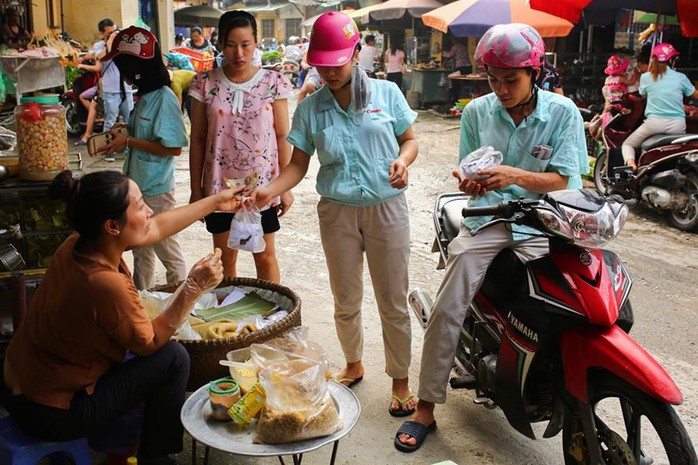 Thuế tăng, người lao động “lãnh đủ” - Ảnh 1.