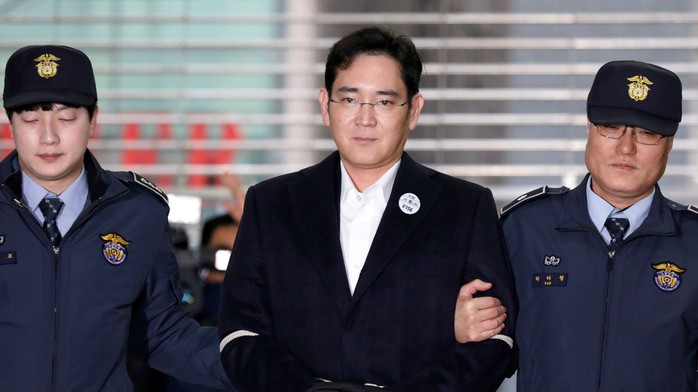 Thái tử Samsung lãnh 5 năm tù giam - Ảnh 4.