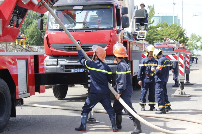 3 tỉnh, thành diễn tập chữa cháy tại Nhiệt điện Phú Mỹ - Ảnh 4.