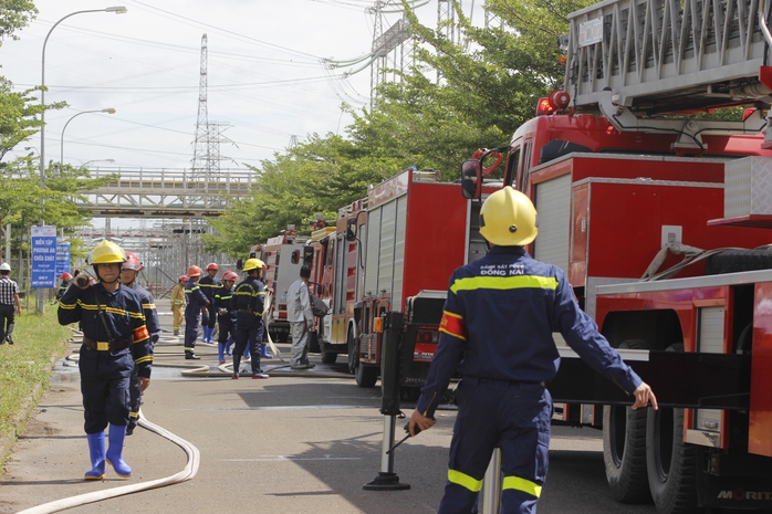3 tỉnh, thành diễn tập chữa cháy tại Nhiệt điện Phú Mỹ - Ảnh 12.