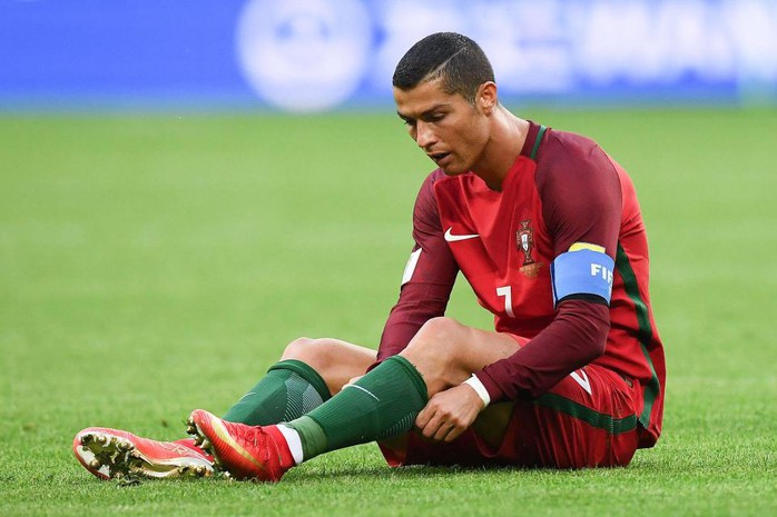 Ronaldo trốn giới truyền thông sau cáo buộc gian lận thuế - Ảnh 3.