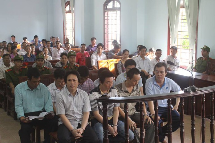 Xét xử vụ 7 Thanh tra giao thông Cần Thơ nhận hối lộ - Ảnh 1.