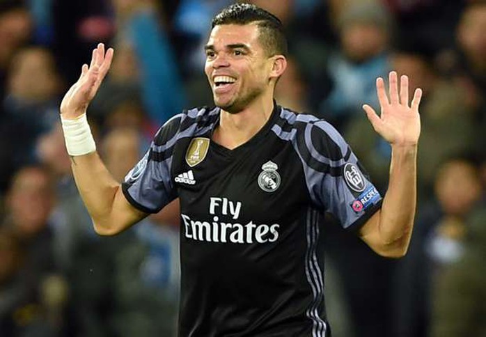 Pepe rời Real Madrid, có thể sang Premier League - Ảnh 1.