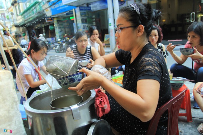 Bí quyết của những hàng ăn thu vài chục triệu/ngày kiểu xôi Yến - Ảnh 2.