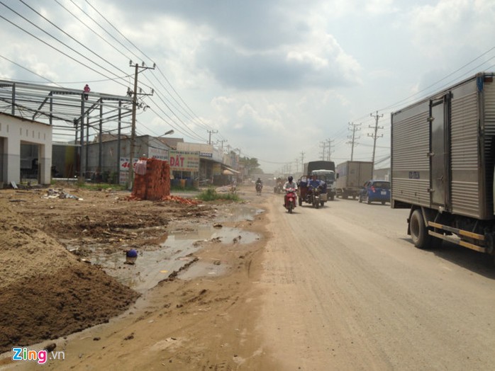 Đến lượt phía Tây TP HCM nóng chuyện đất nền - Ảnh 1. Đến lượt phía Tây TP HCM nóng chuyện đất nền - Ảnh 1.