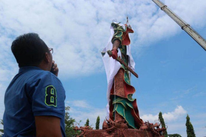 Indonesia: Người dân đòi phá tượng thần Trung Quốc - Ảnh 1.