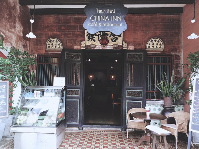Khám phá phố cổ trăm năm ở Phuket - Ảnh 1. Khám phá phố cổ trăm năm ở Phuket - Ảnh 1.