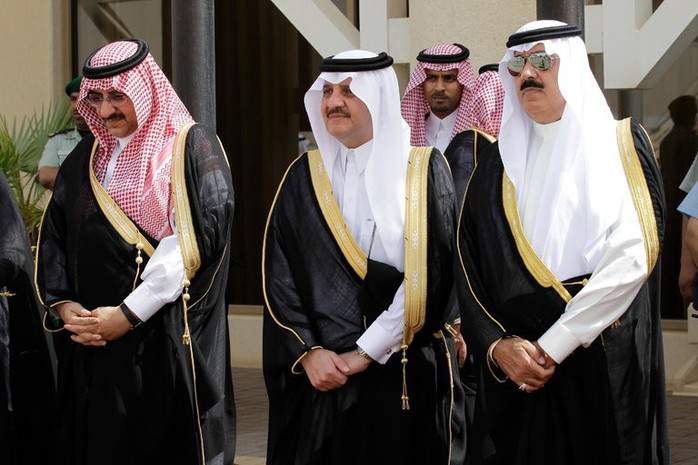 Nộp 1 tỉ USD, hoàng thân Ả Rập Saudi được thả - Ảnh 1.
