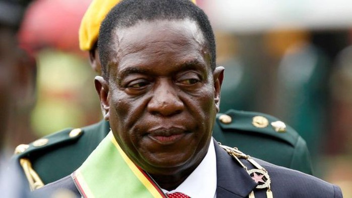 Tân tổng thống Zimbabwe trả ơn quân đội? - Ảnh 1.