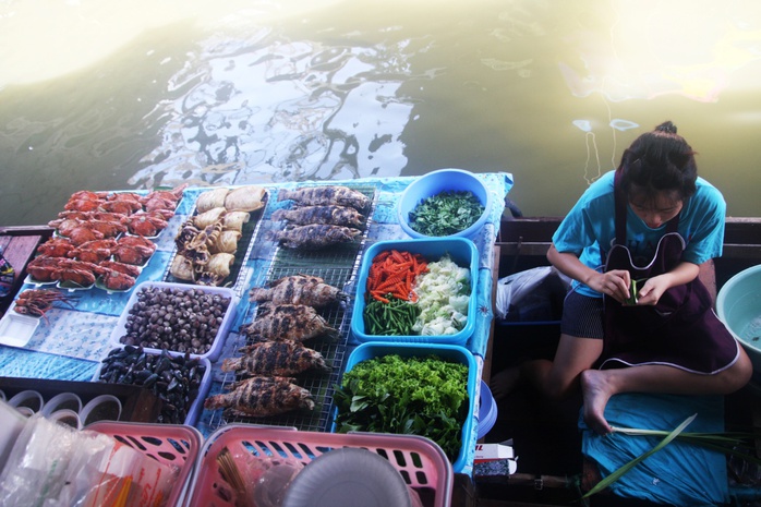 Đi chợ nổi Taling Chan ở Bangkok - Ảnh 17.
