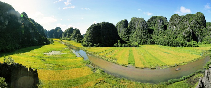 Ngỡ ngàng mùa lúa chín như tranh vẽ ở Tam Cốc - Ảnh 1.