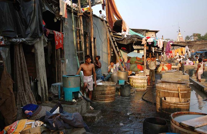 Tiệm giặt là bằng tay có hơn 7.000 nhân viên - Ảnh 4.
