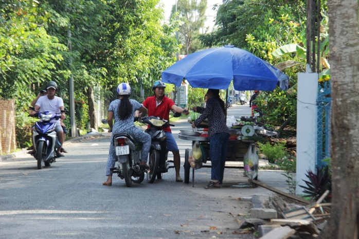 Về Long Xuyên đi chợ nổi - Ảnh 22.