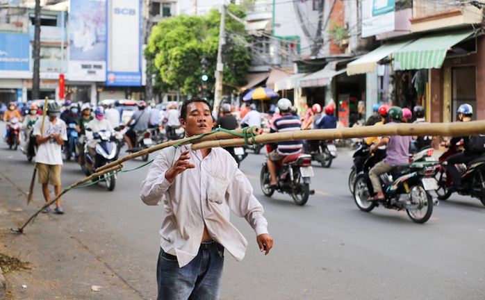 Nghề độc lạ bậc nhất Sài Thành - Ảnh 4.