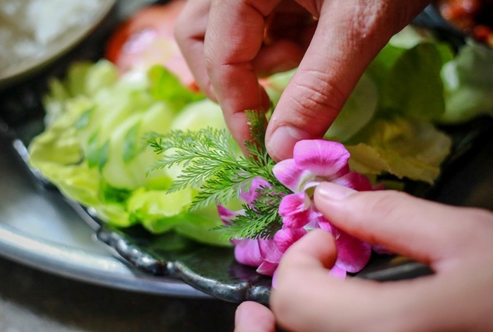 Quán cơm chỉ bán 25 suất mỗi ngày - Ảnh 6. Quán cơm chỉ bán 25 suất mỗi ngày - Ảnh 6.