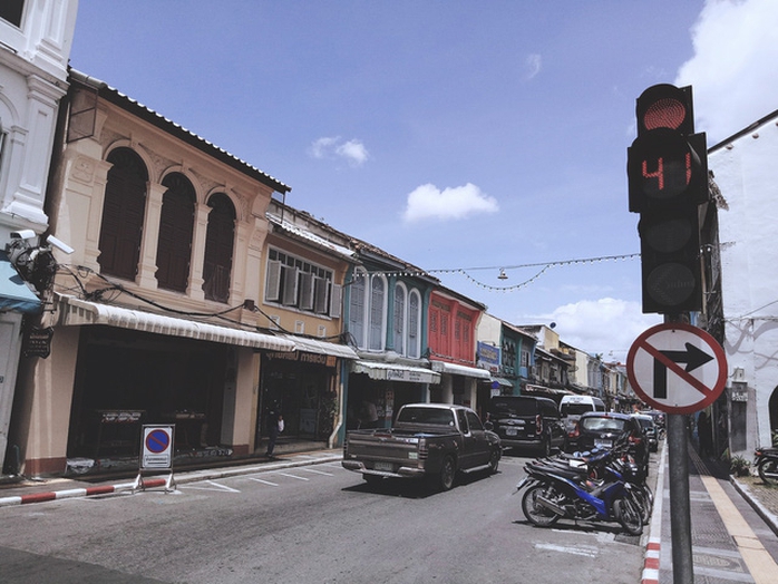 Khám phá phố cổ trăm năm ở Phuket - Ảnh 6. Khám phá phố cổ trăm năm ở Phuket - Ảnh 6.