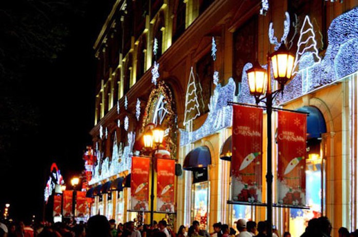 8 điểm đi chơi Noel lãng mạn nhất Sài Gòn - Ảnh 6.