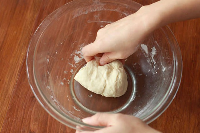 Làm bánh bao bằng nồi cơm điện vừa tiện vừa ngon - Ảnh 3. Làm bánh bao bằng nồi cơm điện vừa tiện vừa ngon - Ảnh 3.