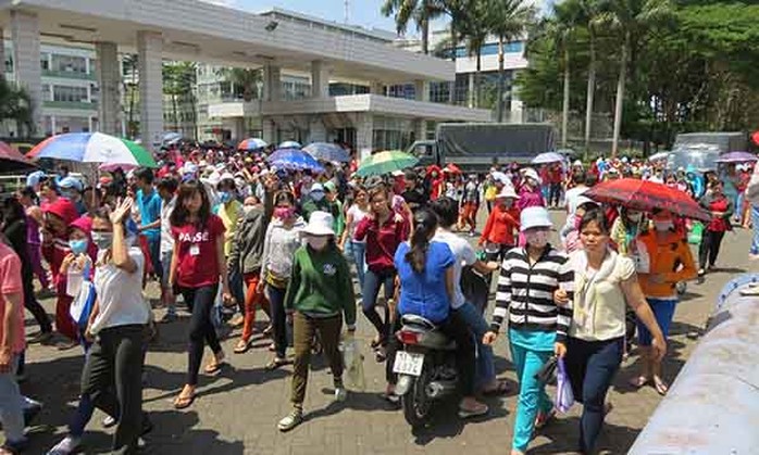 Công nhân Công ty Pou Yuen Việt Nam đã làm việc trở lại - Ảnh 1.