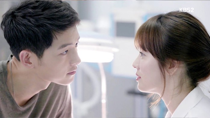 Sắp cưới Song Hye Kyo, Song Joong Ki bị “soi” kỹ - Ảnh 2.