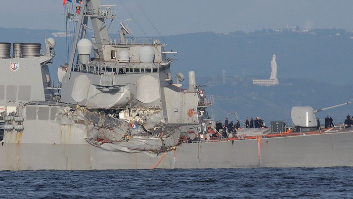 Tàu chiến Mỹ có lỗi trong vụ va chạm tàu hàng Philippines? - Ảnh 1.