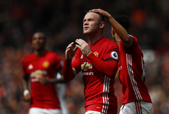 Rooney đã đá cính và nổ súng trở lại nhưng M.U vẫn hòa