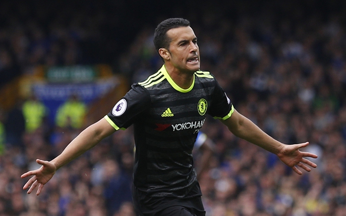 
Pedro ghi bàn mở đầu cho chiến thắng tưng bừng của Chelsea
