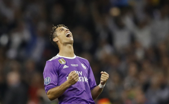 Ronaldo vượt Messi, thiết lập kỷ lục ở Champions League - Ảnh 1.