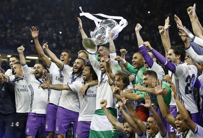 Chùm ảnh Real Madrid mừng chức vô địch châu Âu lần thứ 12 - Ảnh 3.