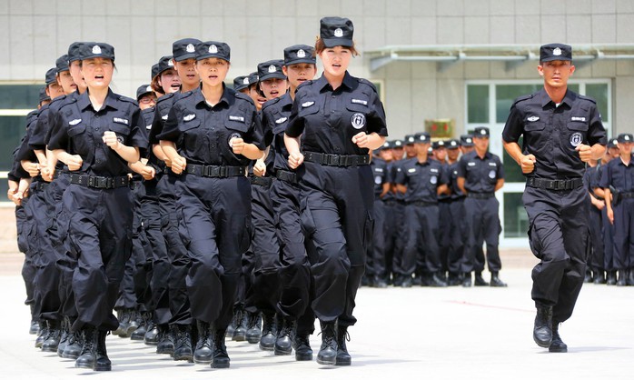 Bắc Kinh tăng cường quản lý người dân - Ảnh 1.
