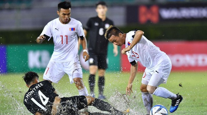 Xem U23 Thái Lan thắng đậm Malaysia, lo cho SEA Games - Ảnh 1.