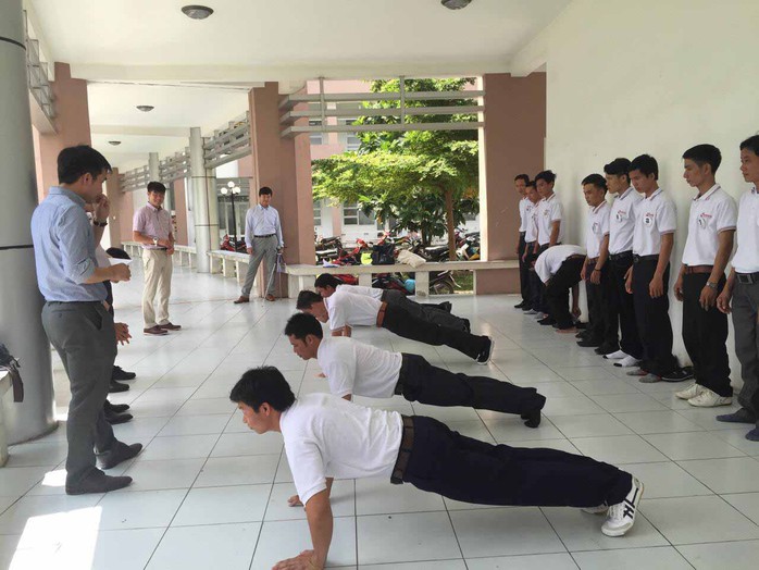 Tuyển bừa, lao động mất mạng ở nước ngoài - Ảnh 1. Tuyển bừa, lao động mất mạng ở nước ngoài - Ảnh 1.
